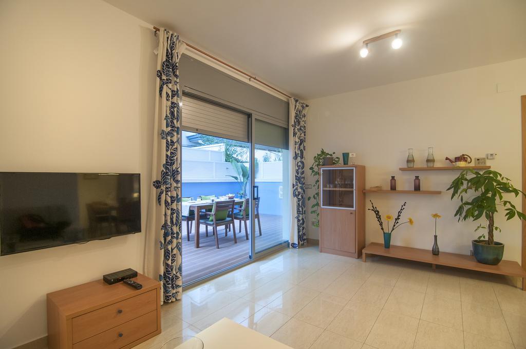 Hola! - Sitges By The Beach المظهر الخارجي الصورة